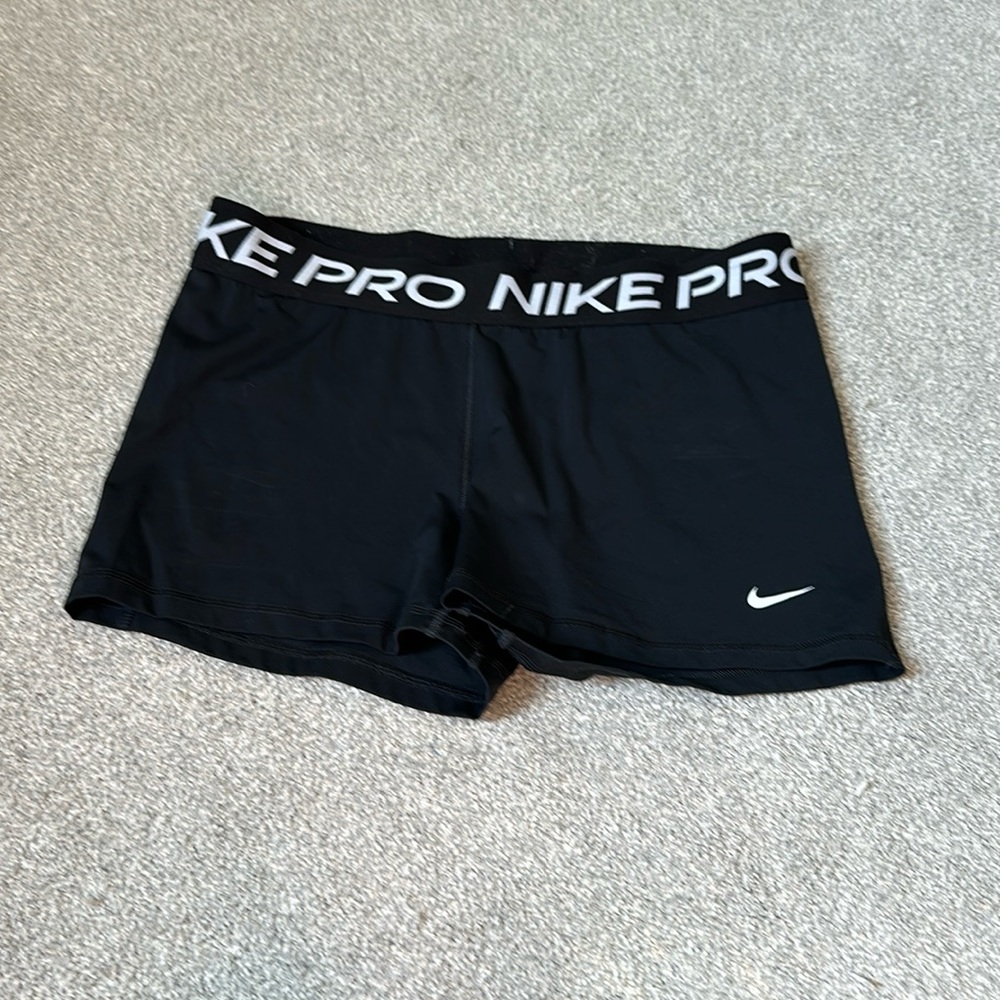 Nike pro